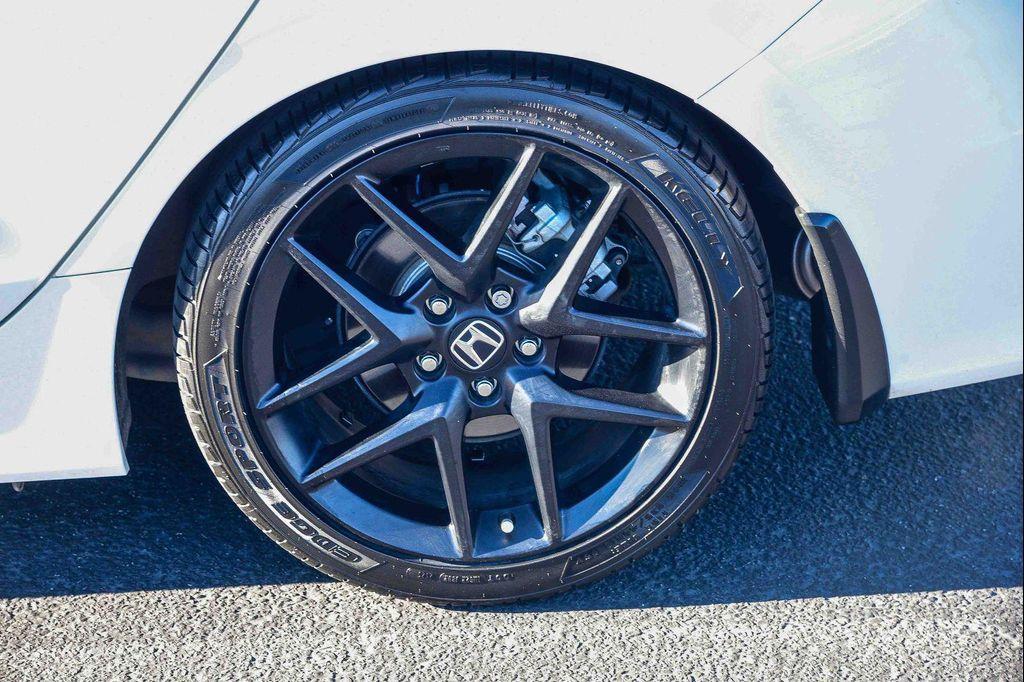 used 2024 Honda Civic Si car, priced at $27,995