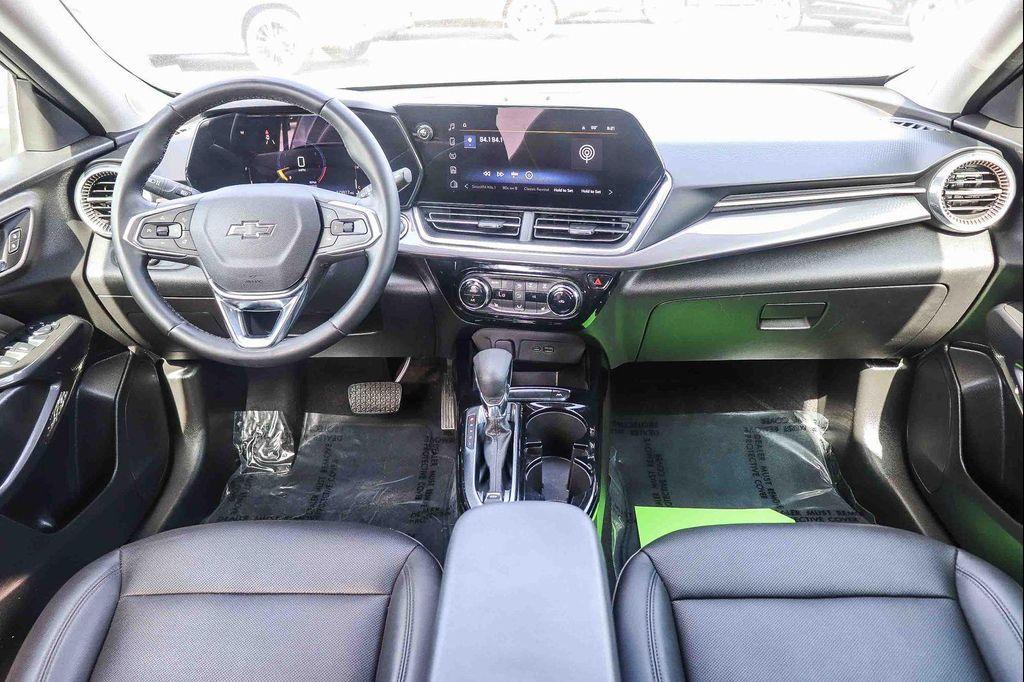 used 2025 Chevrolet Trax car, priced at $20,995