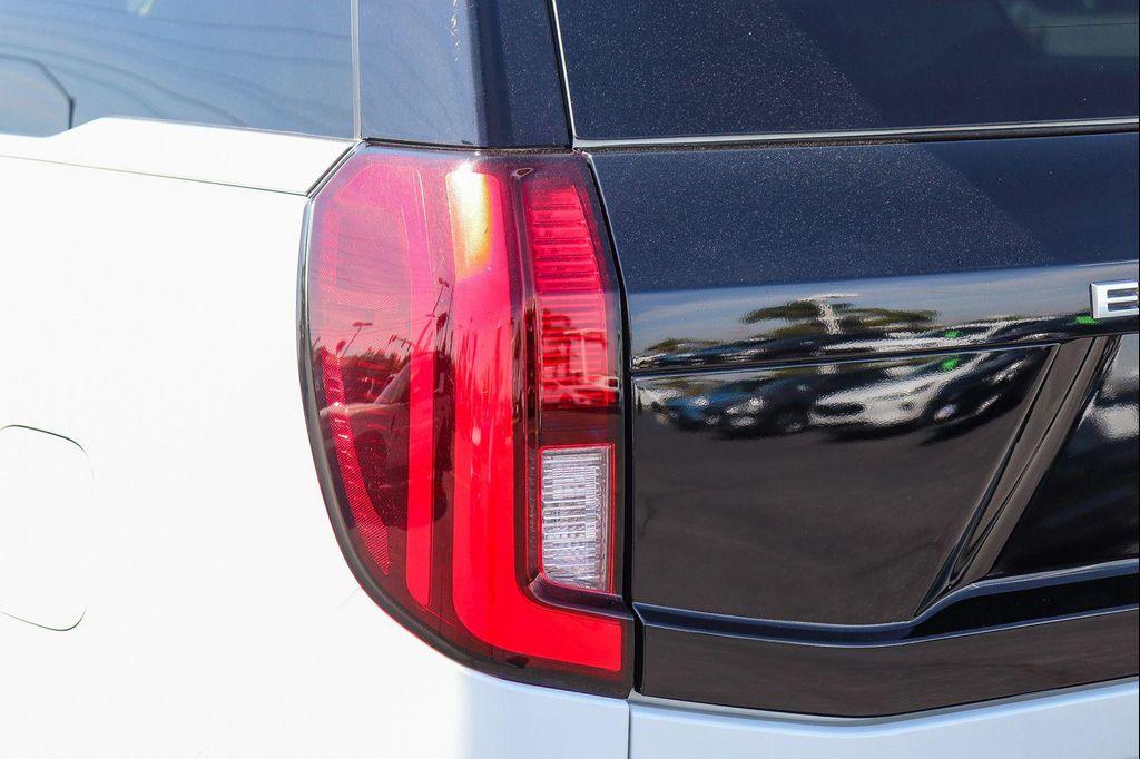 used 2025 Ford Expedition Max car, priced at $58,995