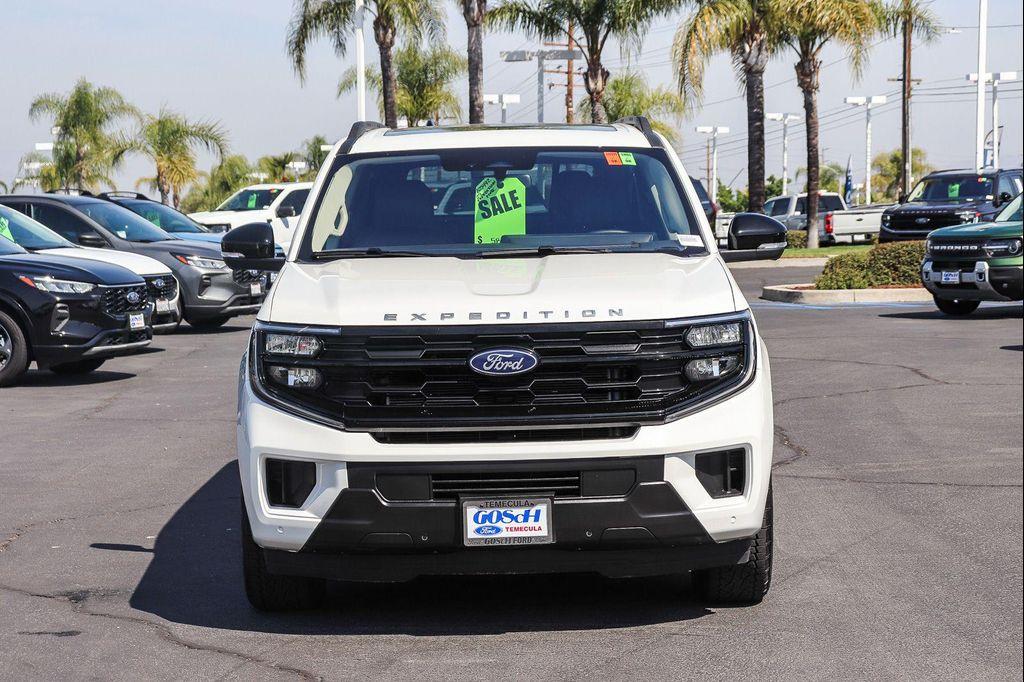 used 2025 Ford Expedition Max car, priced at $58,995