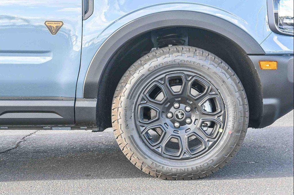 new 2025 Ford Bronco Sport car, priced at $42,095