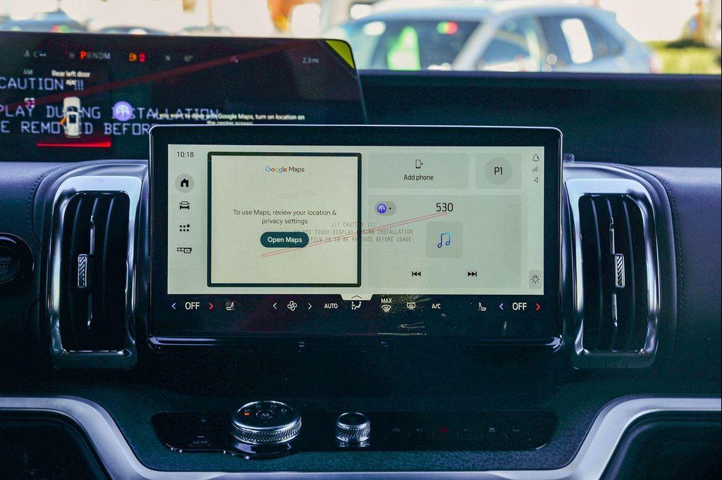 new 2025 Ford Expedition car, priced at $83,940