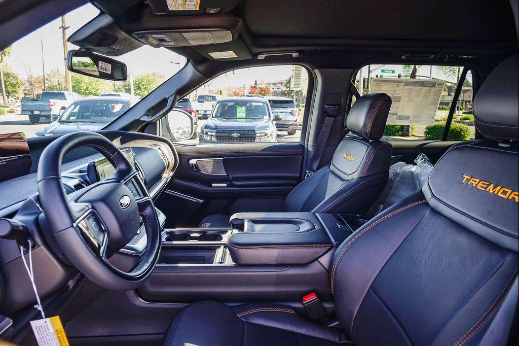 new 2025 Ford Expedition car, priced at $83,940