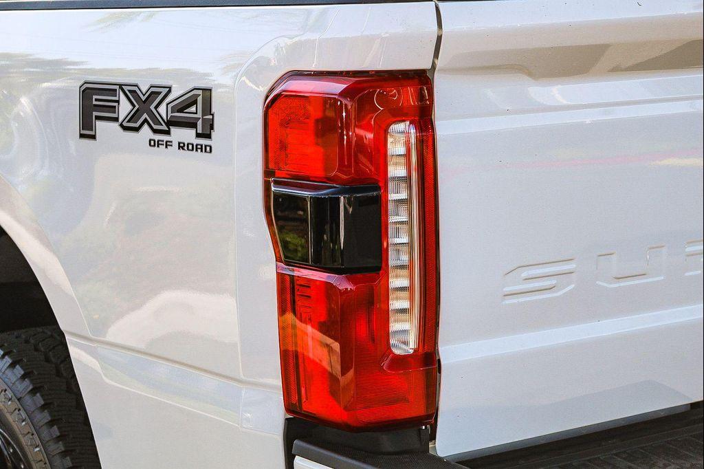 new 2025 Ford F-250 car, priced at $91,900