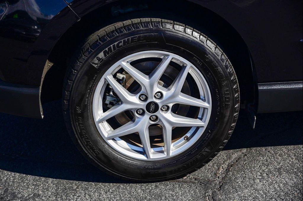 used 2024 Ford Edge car, priced at $20,999