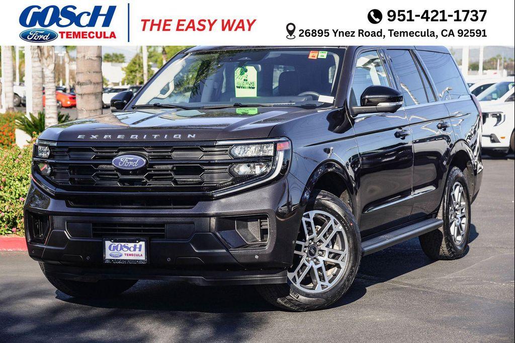 used 2025 Ford Expedition car, priced at $57,991