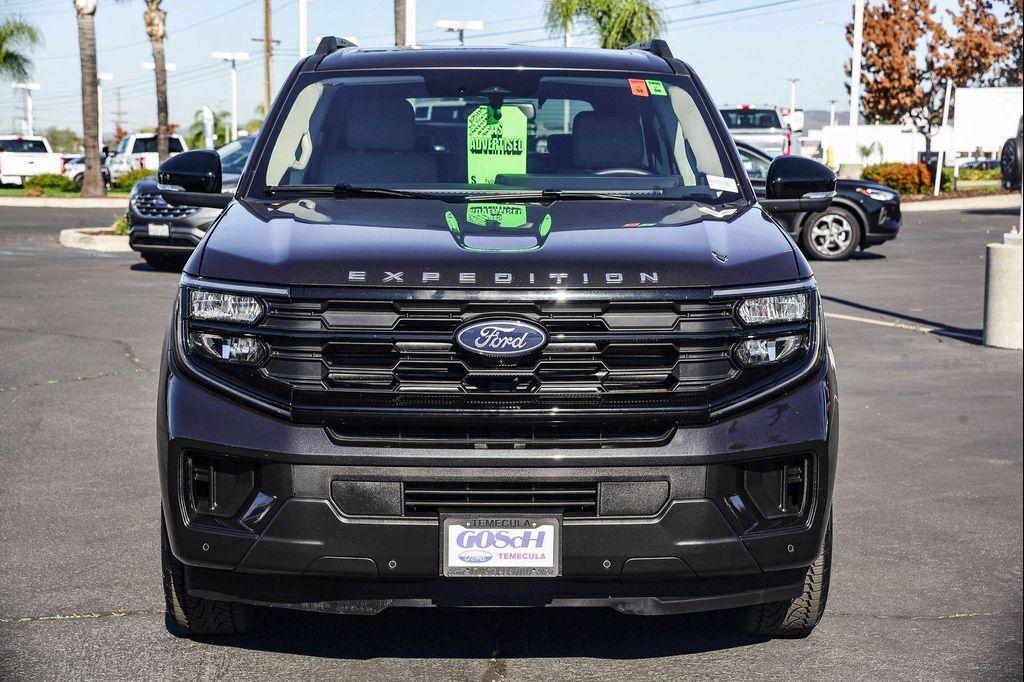 used 2025 Ford Expedition car, priced at $57,991