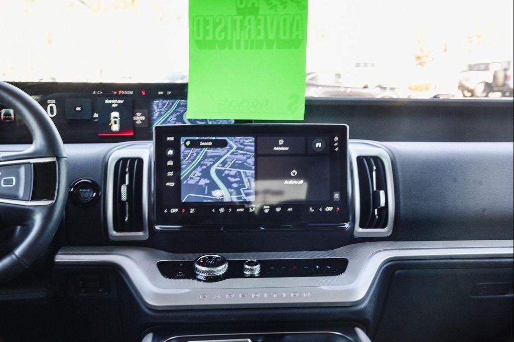 used 2025 Ford Expedition car, priced at $57,991