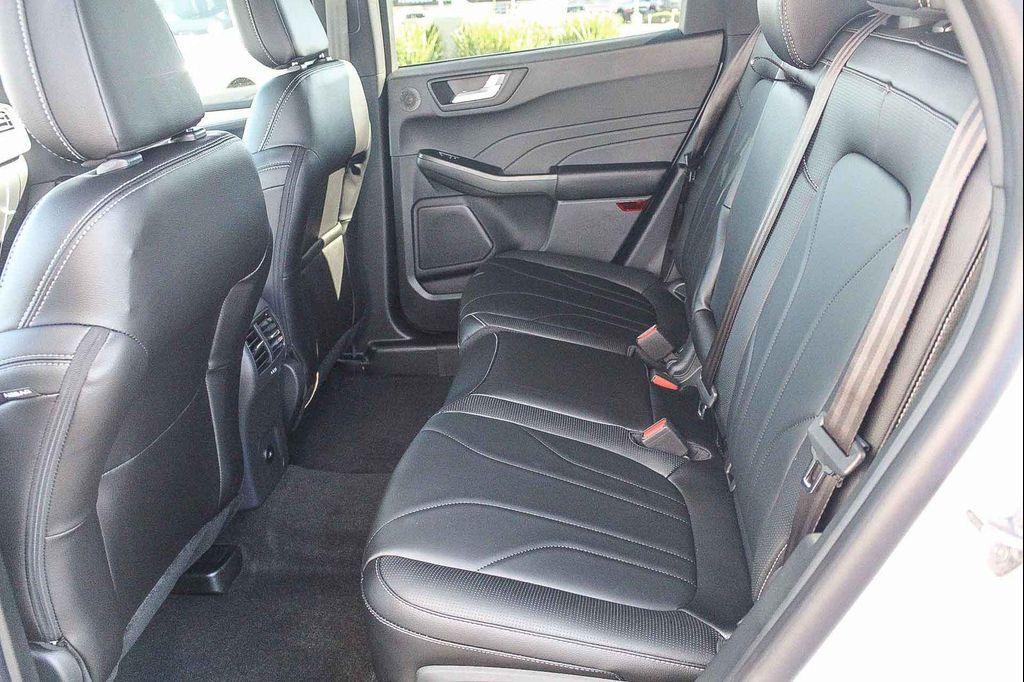 new 2025 Ford Escape PHEV car, priced at $34,292