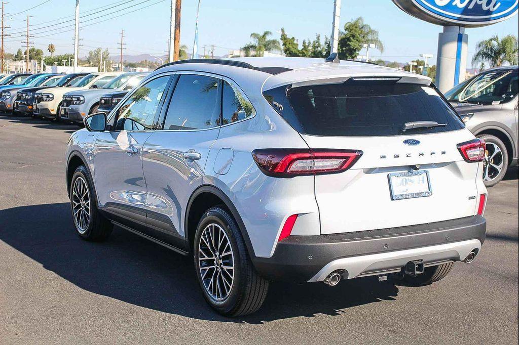 new 2025 Ford Escape PHEV car, priced at $34,292