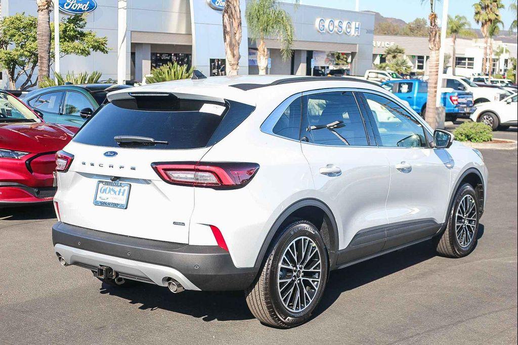 new 2025 Ford Escape PHEV car, priced at $34,292