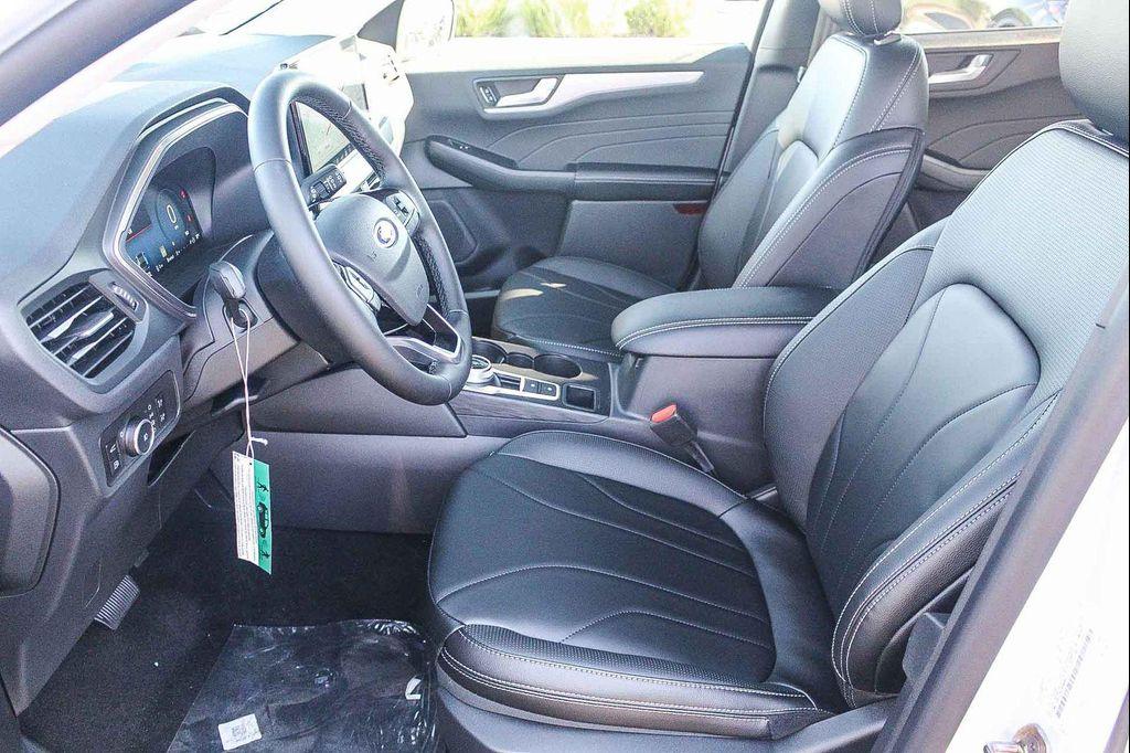 new 2025 Ford Escape PHEV car, priced at $34,292