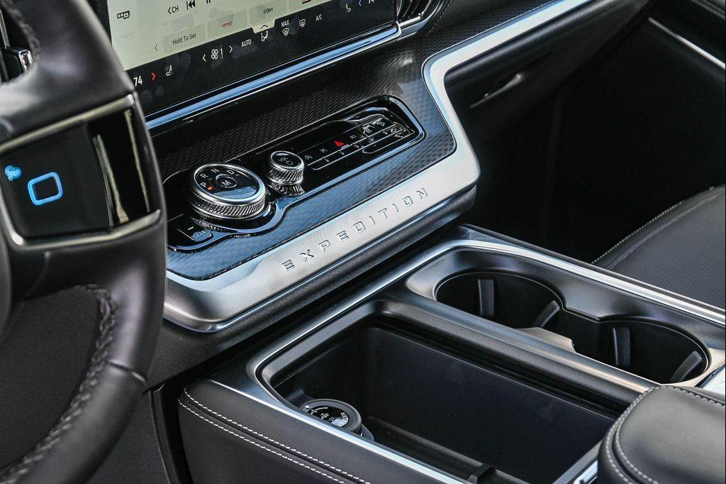 new 2026 Ford Expedition car, priced at $80,615