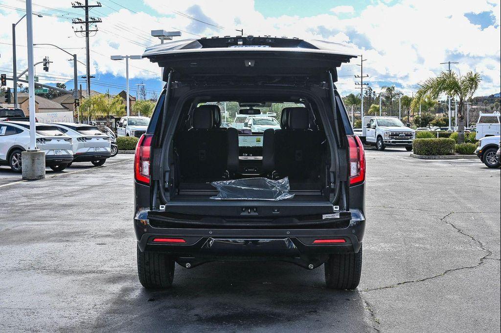 new 2026 Ford Expedition car, priced at $80,615