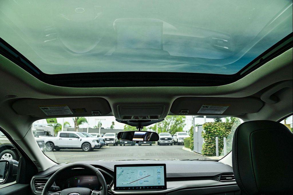 new 2025 Ford Escape PHEV car, priced at $31,532