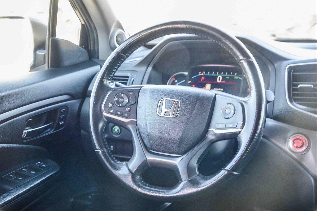 used 2020 Honda Pilot car, priced at $22,995