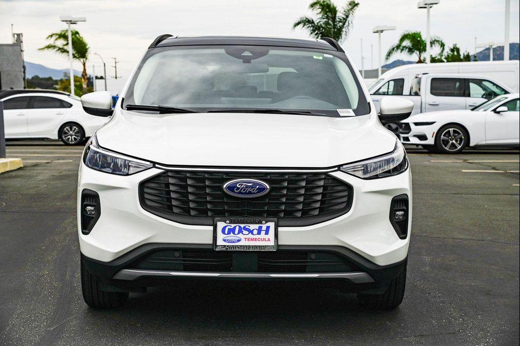 new 2025 Ford Escape PHEV car, priced at $32,002