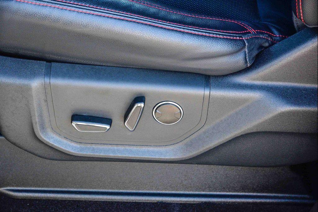 used 2023 Ford Expedition car, priced at $49,995