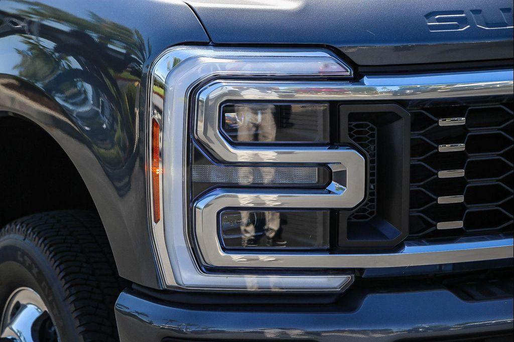 new 2025 Ford F-350 car, priced at $101,860