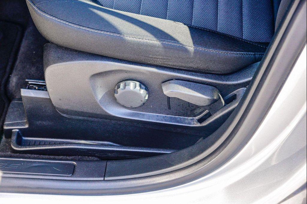 used 2023 Ford Edge car, priced at $21,991