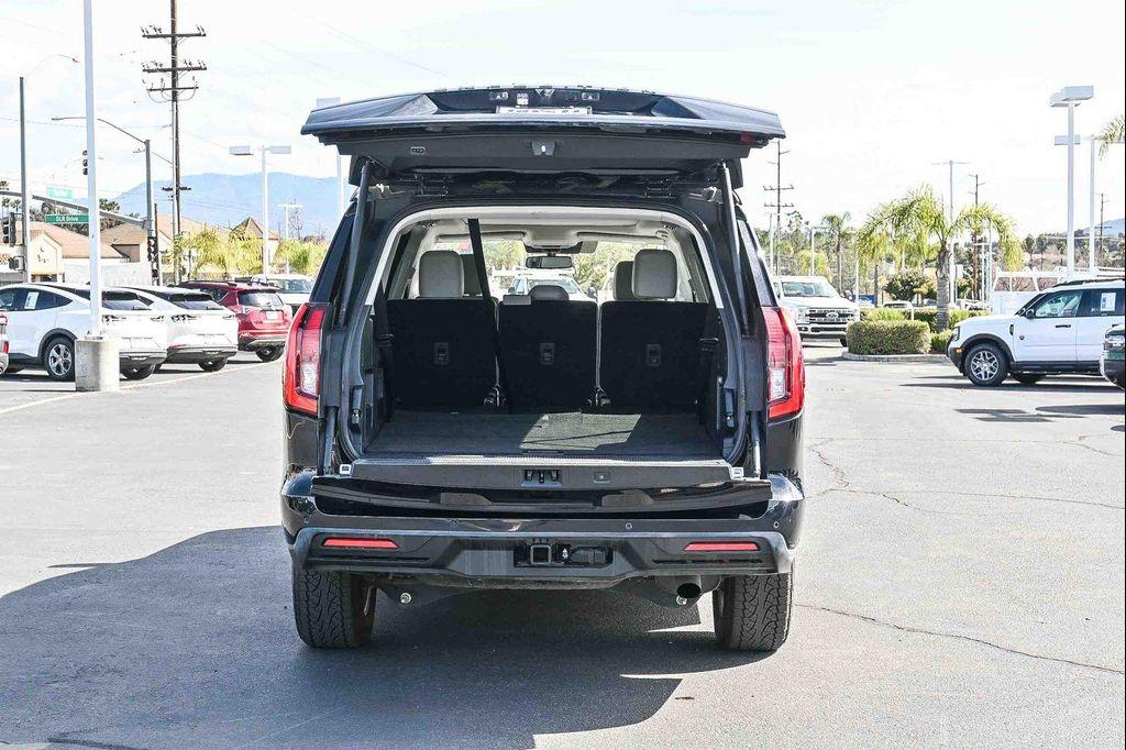 used 2025 Ford Expedition Max car, priced at $63,999