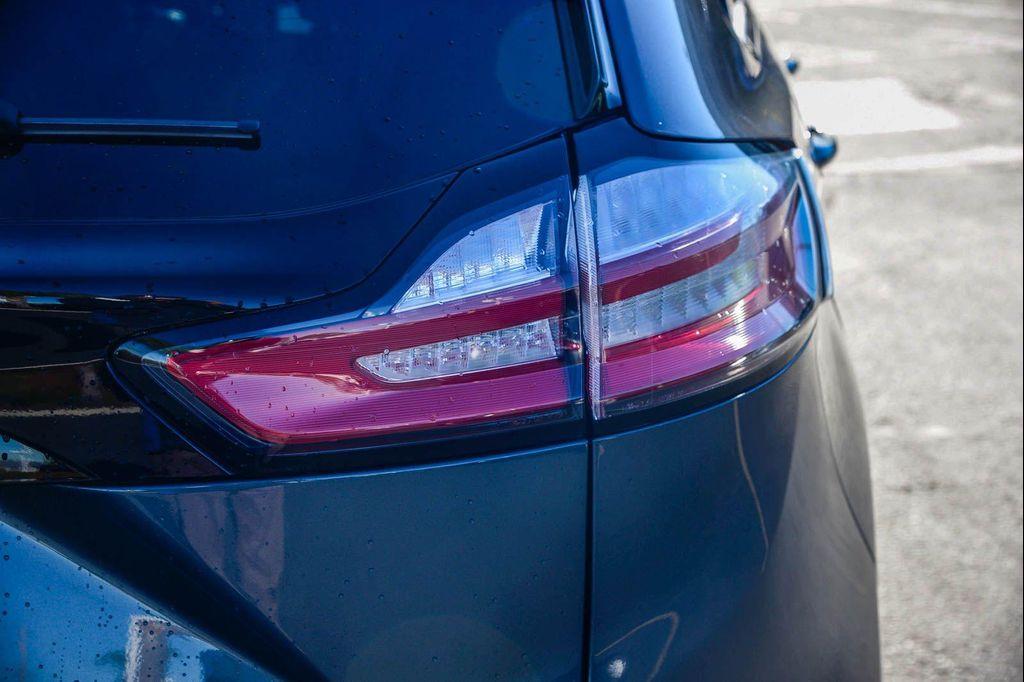 used 2022 Ford Edge car, priced at $18,999