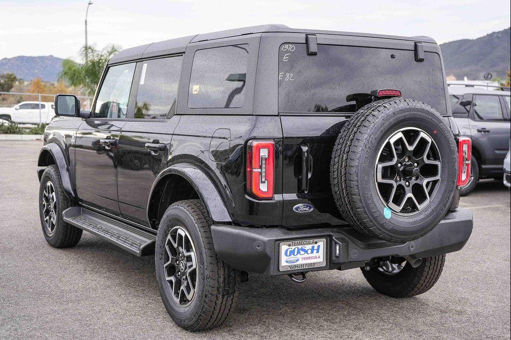 new 2025 Ford Bronco car, priced at $52,550