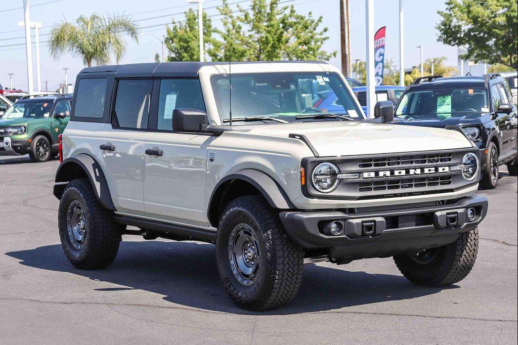 new 2025 Ford Bronco car, priced at $52,720