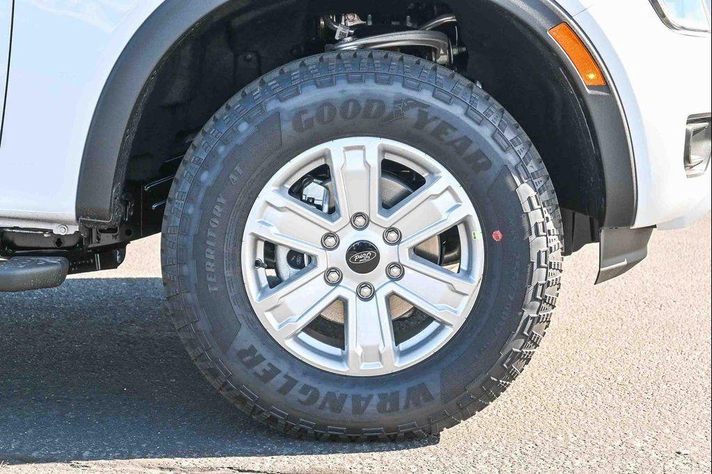 new 2025 Ford Ranger car, priced at $37,545