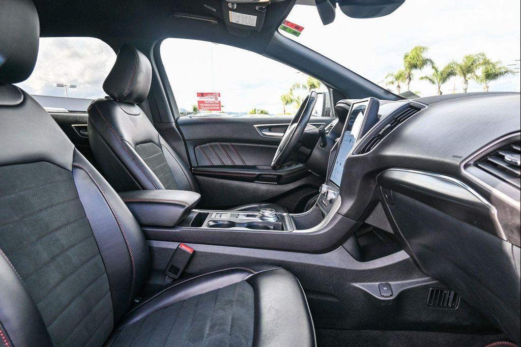 used 2023 Ford Edge car, priced at $27,991