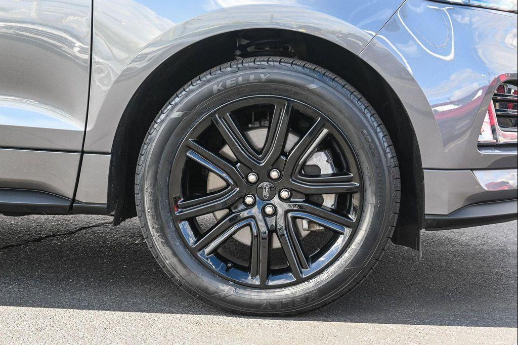 used 2023 Ford Edge car, priced at $27,991