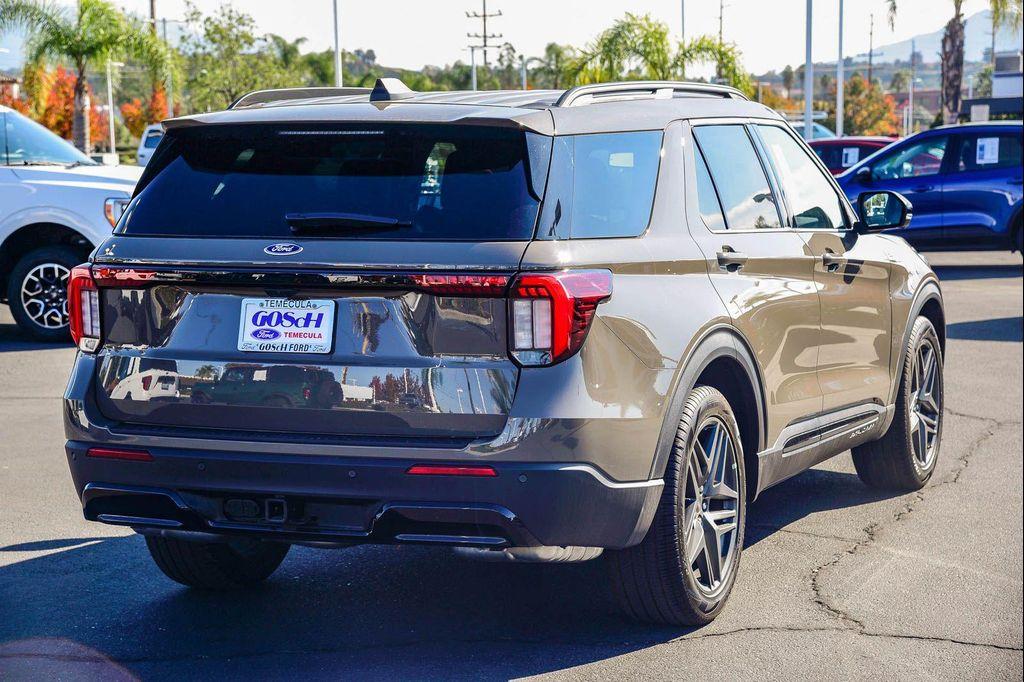 new 2026 Ford Explorer car, priced at $51,595