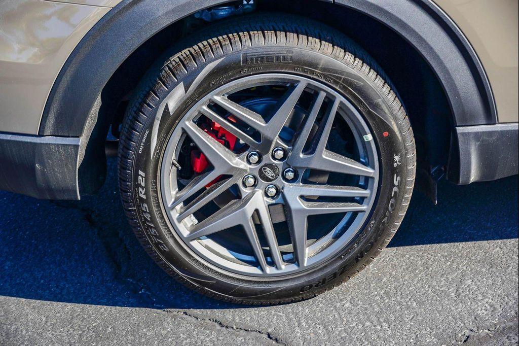 new 2026 Ford Explorer car, priced at $51,595