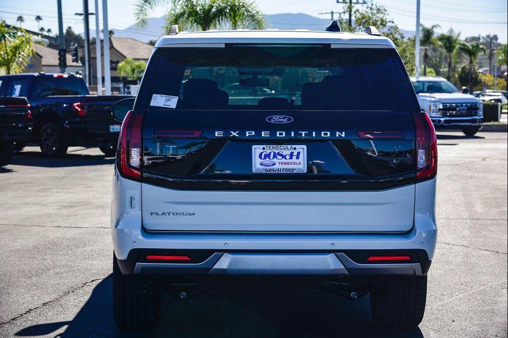 new 2025 Ford Expedition car, priced at $89,740
