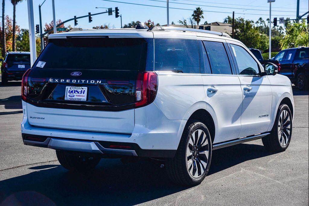 new 2025 Ford Expedition car, priced at $89,740