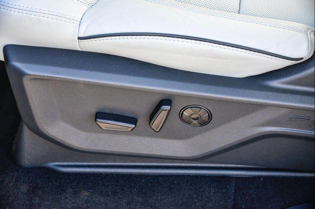 new 2025 Ford Expedition car, priced at $89,740