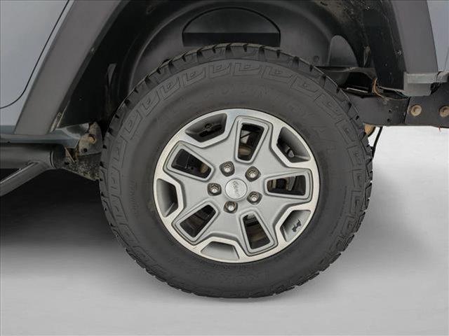 used 2015 Jeep Wrangler Unlimited car, priced at $17,000