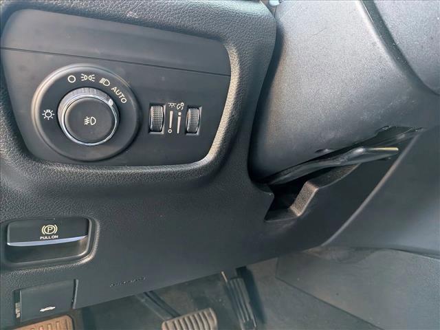 used 2023 Jeep Grand Cherokee car, priced at $29,000