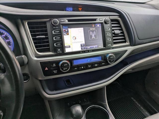 used 2019 Toyota Highlander car, priced at $24,200