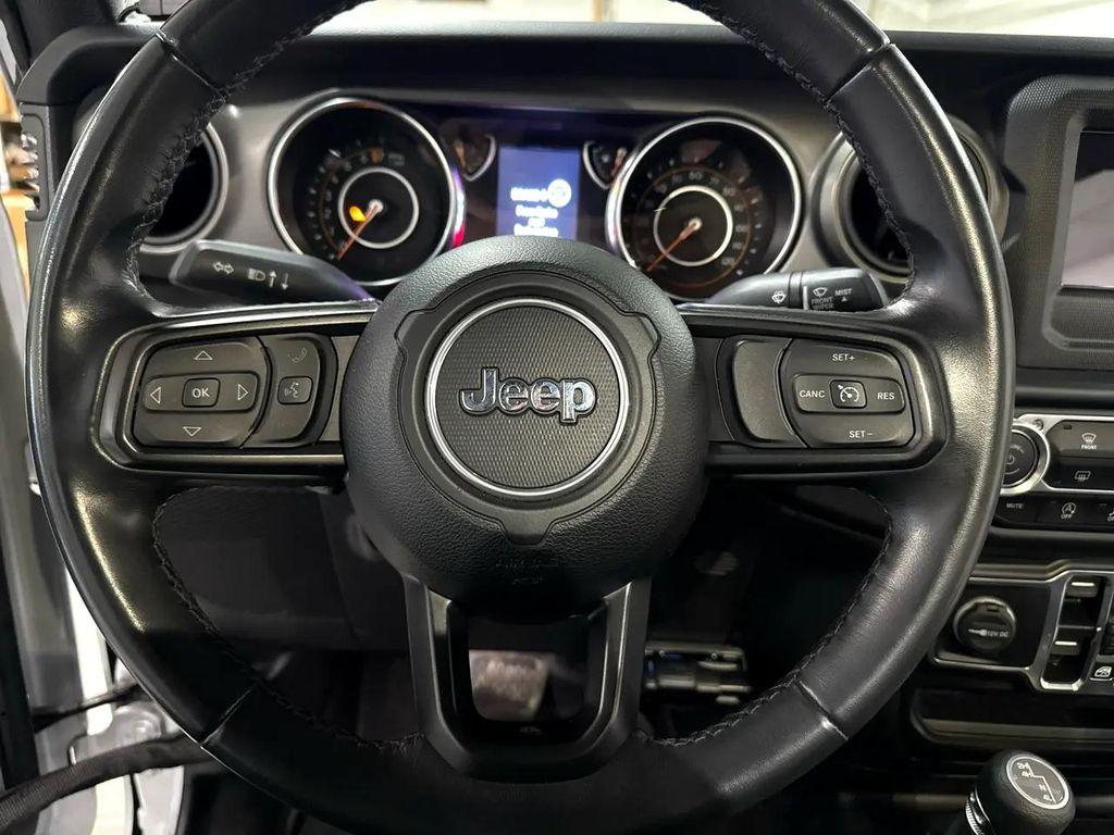 used 2022 Jeep Gladiator car, priced at $29,900