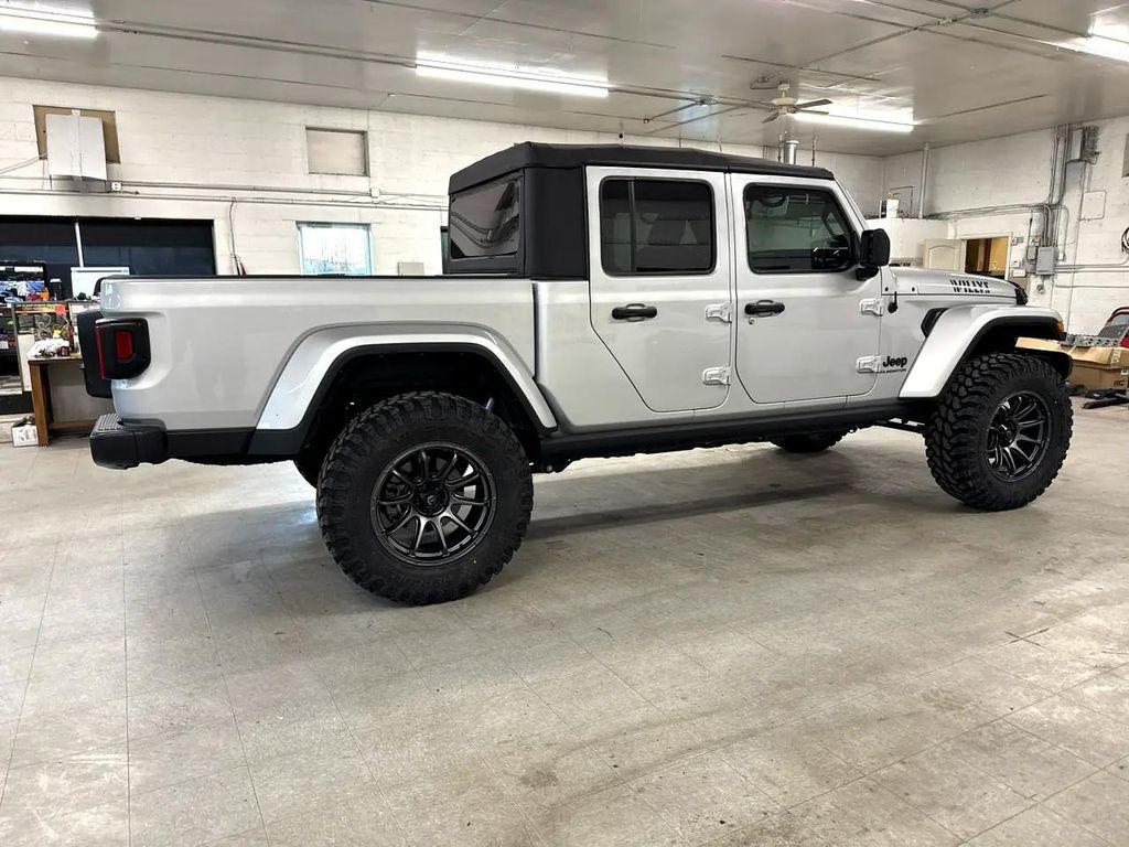 used 2022 Jeep Gladiator car, priced at $29,900
