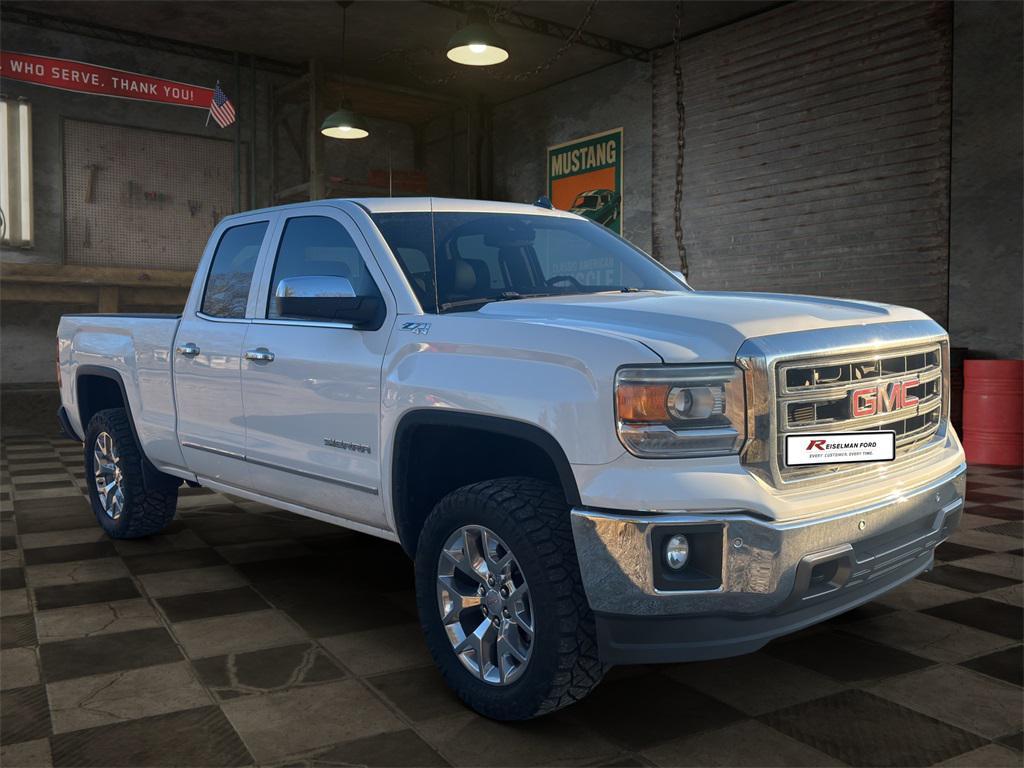used 2014 GMC Sierra 1500 car, priced at $21,999
