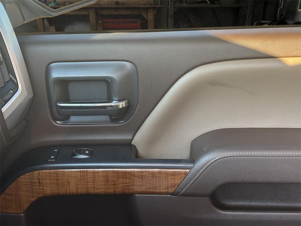 used 2014 GMC Sierra 1500 car, priced at $21,999