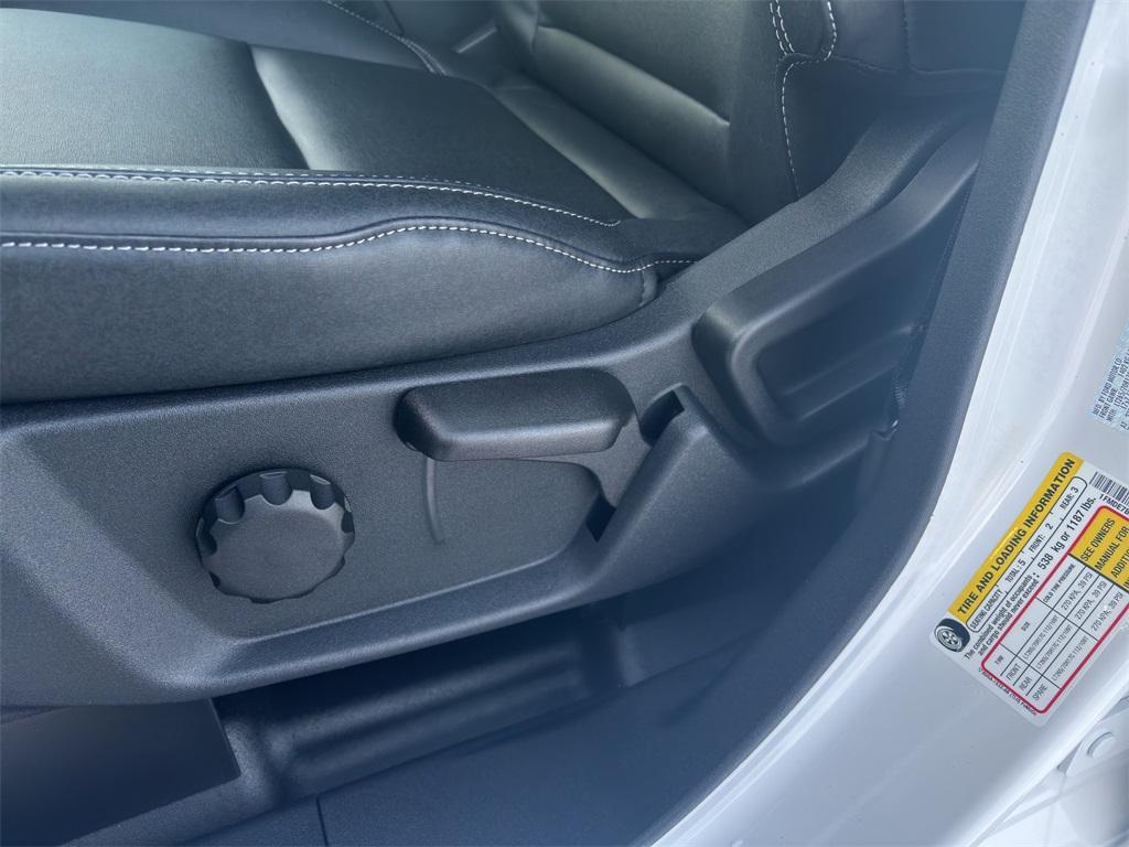 new 2025 Ford Bronco car, priced at $45,639