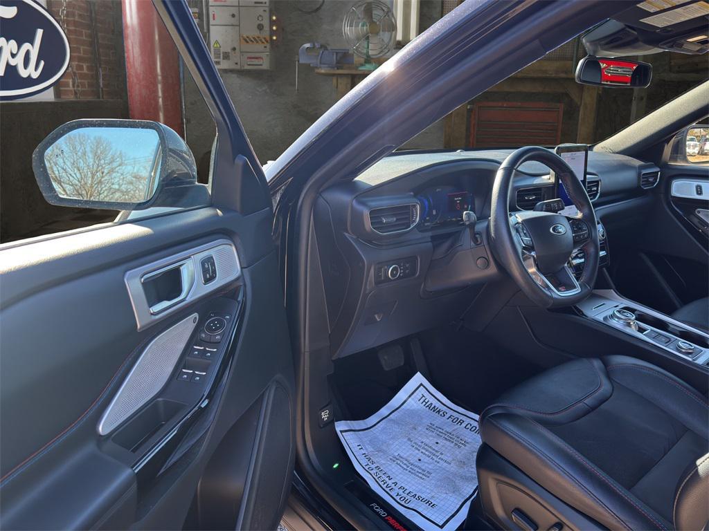 used 2024 Ford Explorer car, priced at $46,053