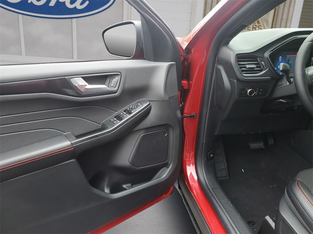 new 2026 Ford Escape car, priced at $33,131