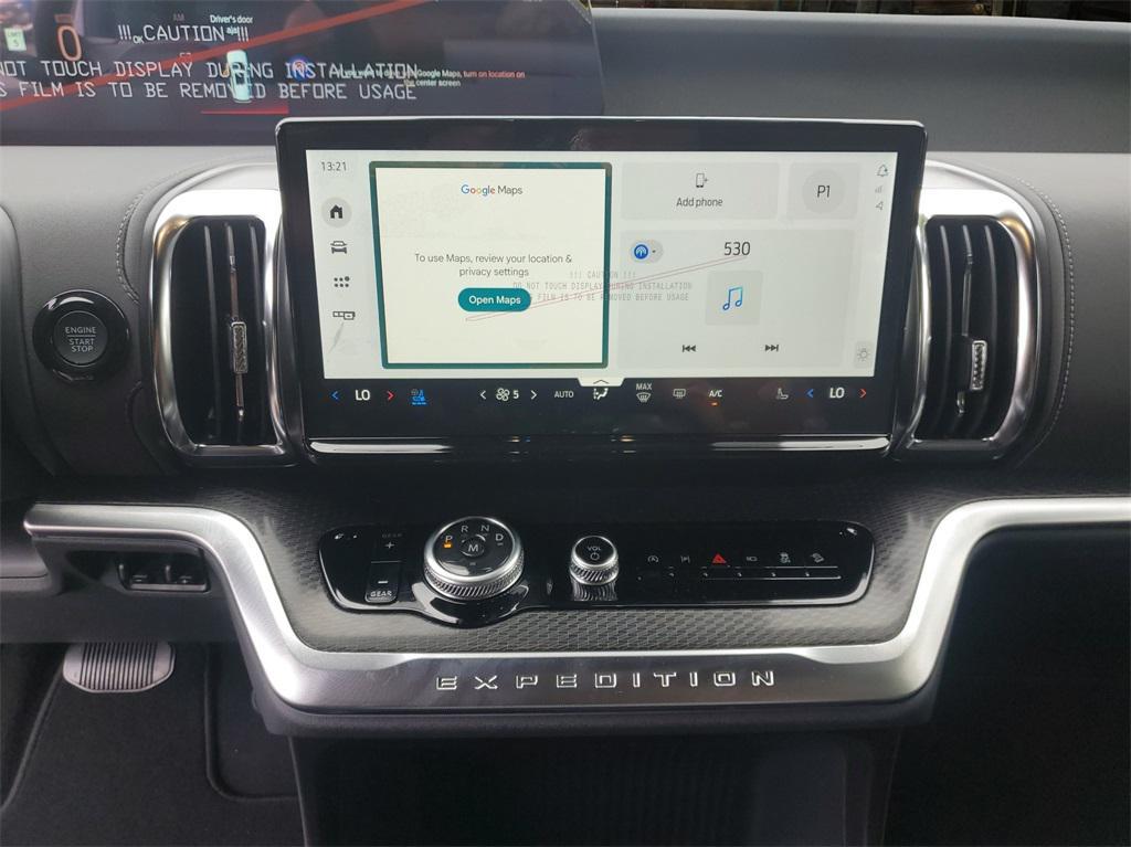 new 2025 Ford Expedition car, priced at $81,948