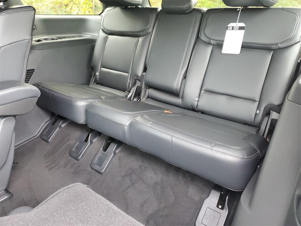 new 2025 Ford Expedition car, priced at $81,948