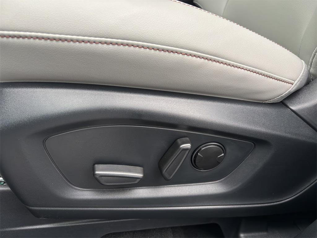 new 2026 Ford Explorer car, priced at $39,965