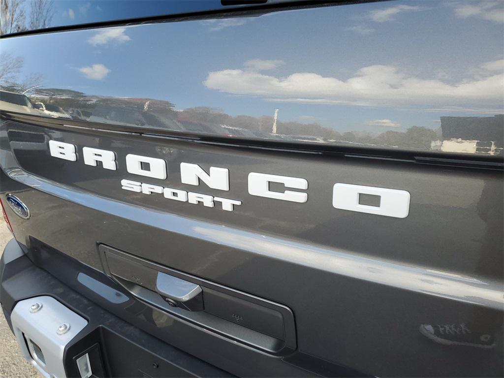 new 2025 Ford Bronco Sport car, priced at $33,284